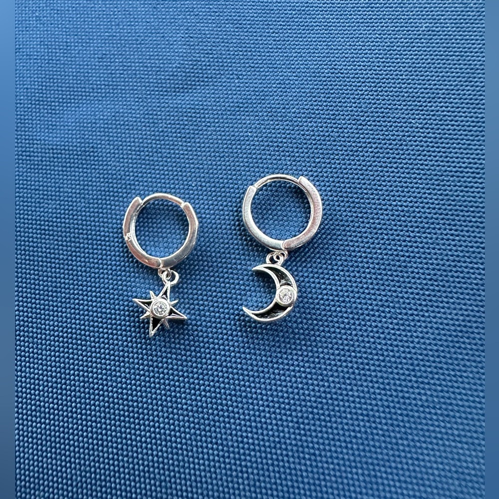New 925 Italy Sterling Silver Star and Moon Hoop Earrings